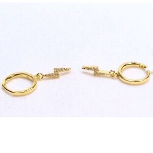AQUA LIGHTNING HUGGIE HOOP EARRINGS GOLD OVER .925 STERLING SILVER & CZ’S